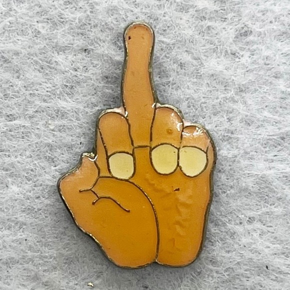 Jewelry - 🔮 5/$25 Vintage Middle Finger Flip Off Pin